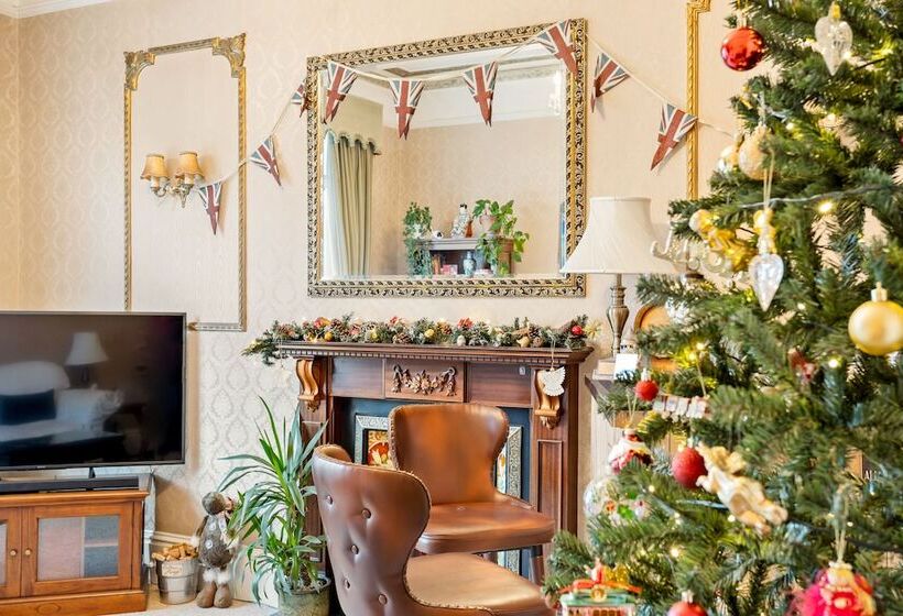 هتل Kingston House