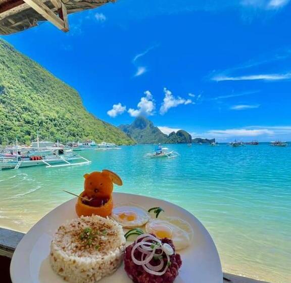 La Salangane Beach Hotel   Downtown