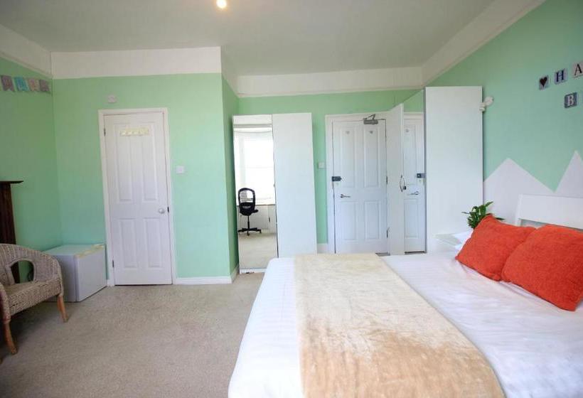 בית מלון כפרי Lichfield House