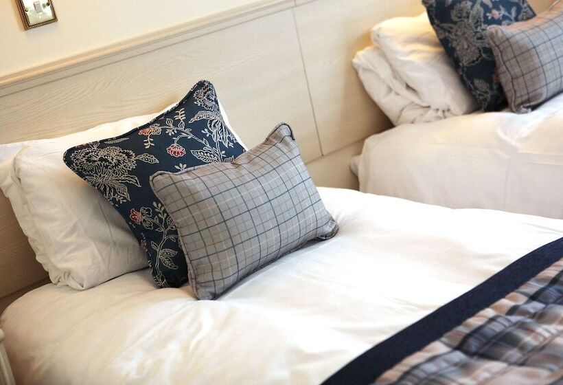 هتل Livermead House