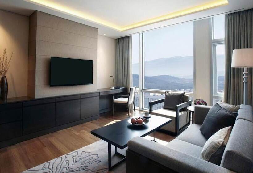 Lotte City Hotel Jeju