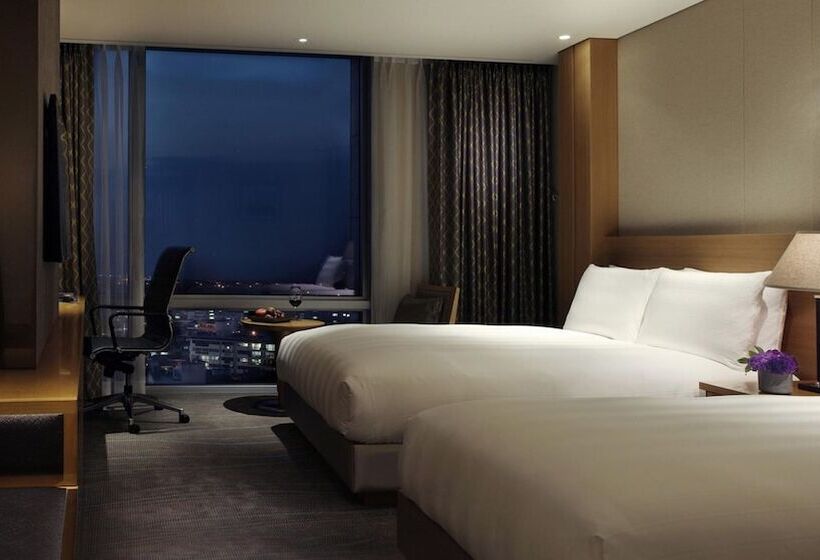 Lotte City Hotel Jeju