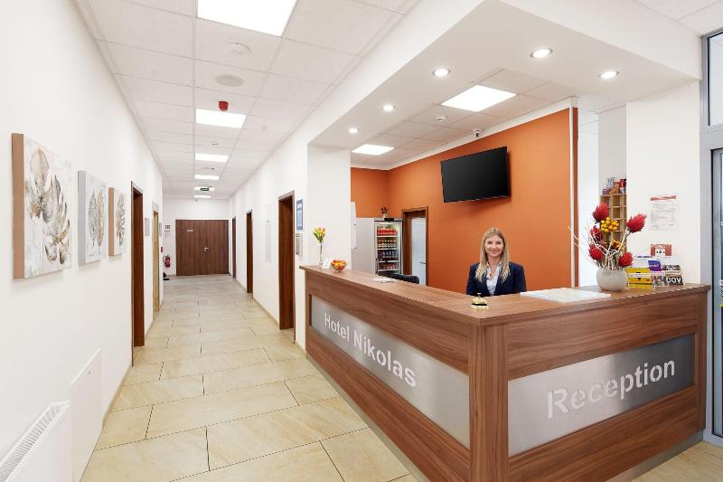 酒店 Nikolas