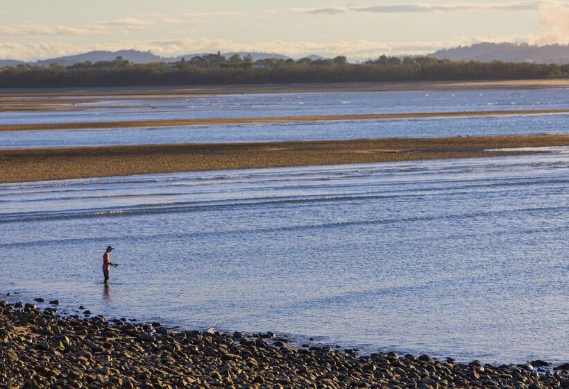 هتل Oaks Mackay Rivermarque