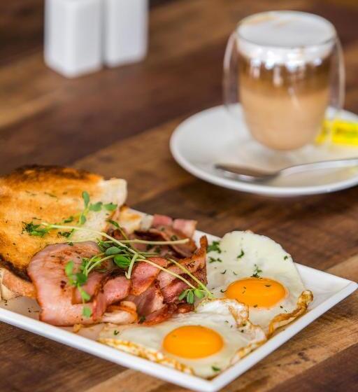 هتل Oaks Mackay Rivermarque