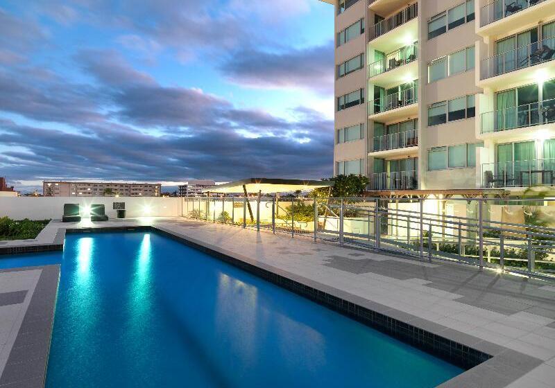 هتل Oaks Mackay Rivermarque