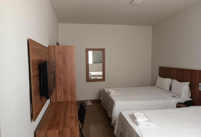 Отель Oscar Blue Montes Claros