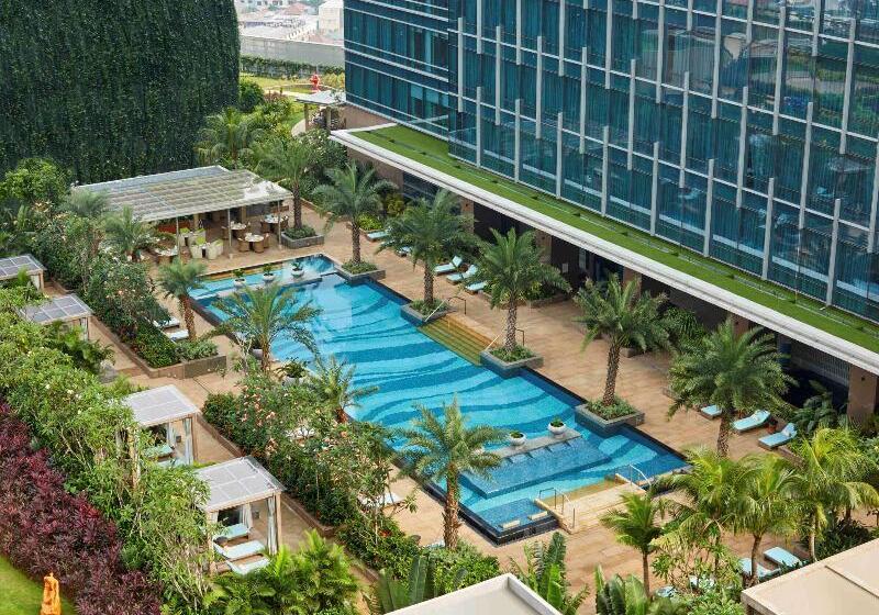 Отель Raffles Jakarta