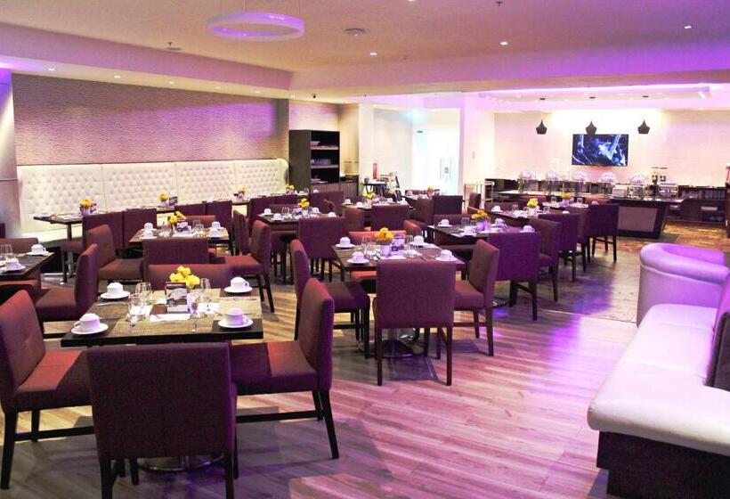 Отель Ramada Plaza By Wyndham Panama Punta Pacifica