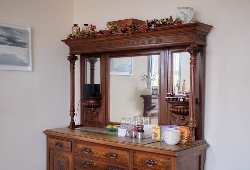 酒店 Ravenswood Guest House