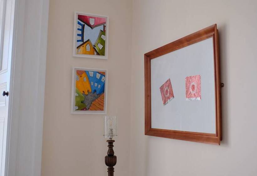 فندق Ravenswood Guest House