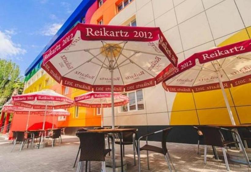 هتل Reikartz Mariupol