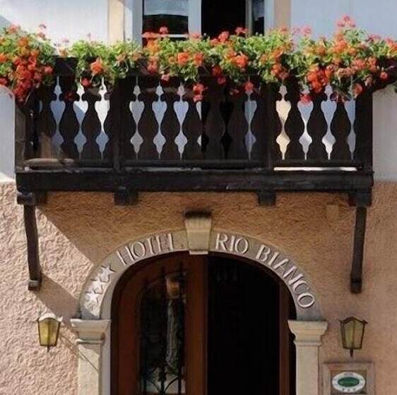 בית מלון כפרי Rio Bianco