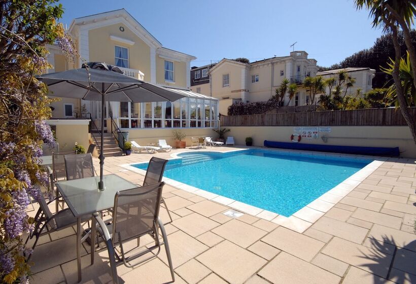 هتل Riviera Lodge