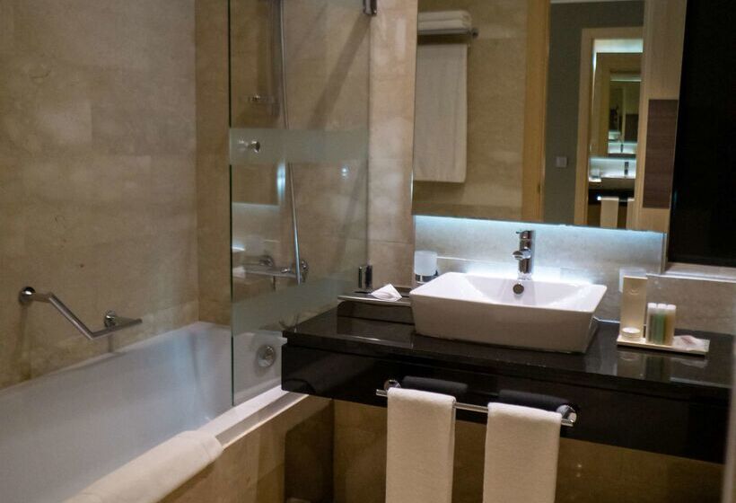 هتل Royal Tulip City Center