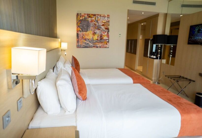 هتل Royal Tulip City Center