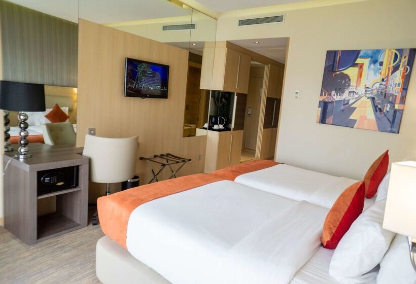 هتل Royal Tulip City Center