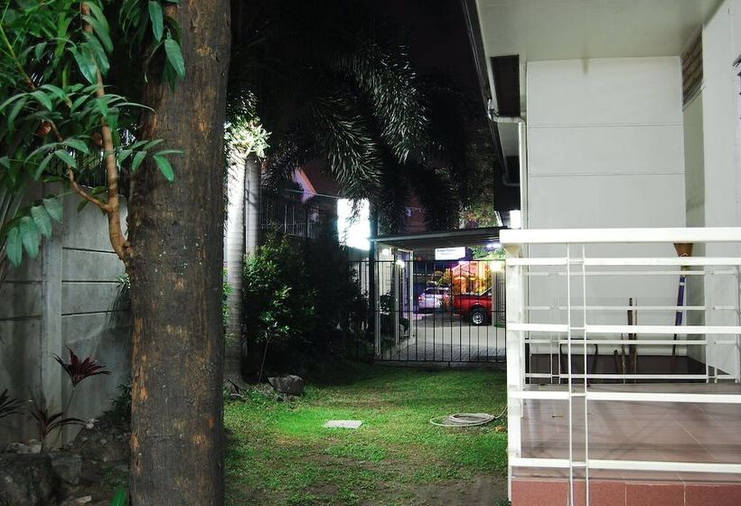 هتل Rumi Apartelle