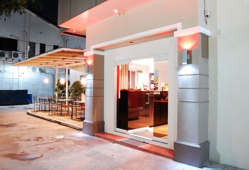 هتل Rumi Apartelle