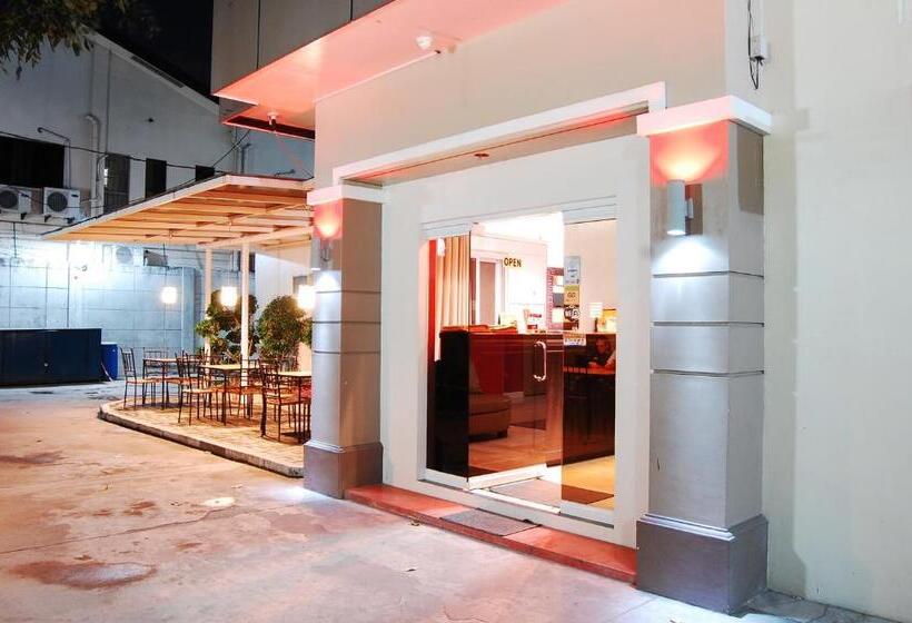 هتل Rumi Apartelle