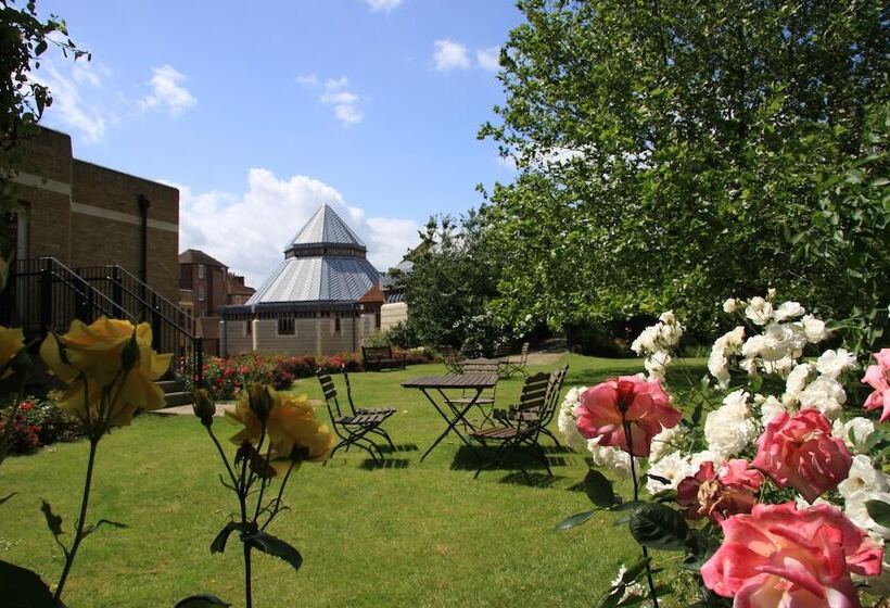 Rural Hotel Canterbury Cathedral Lodge
