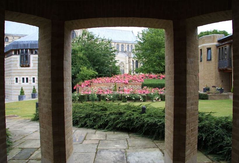Rural Hotel Canterbury Cathedral Lodge