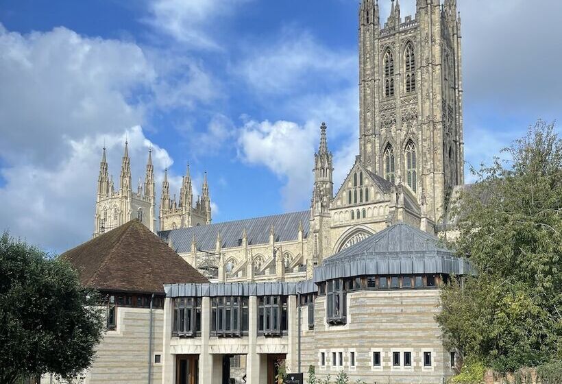 Rural Hotel Canterbury Cathedral Lodge
