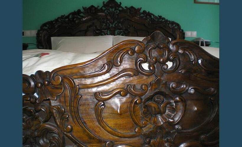 فندق ريفى El Hotel Entreríos