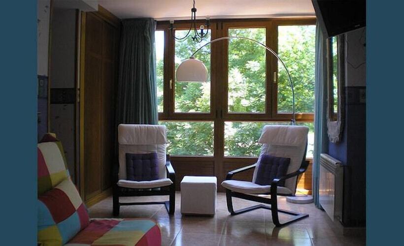 فندق ريفى El Hotel Entreríos