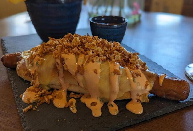 Сельский отель Station Inn B&b