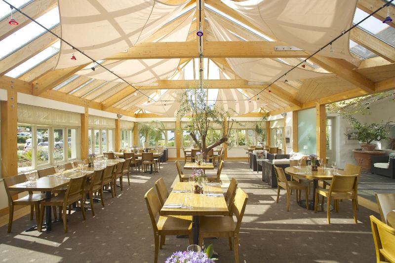 Сельский отель The Plume Of Feathers