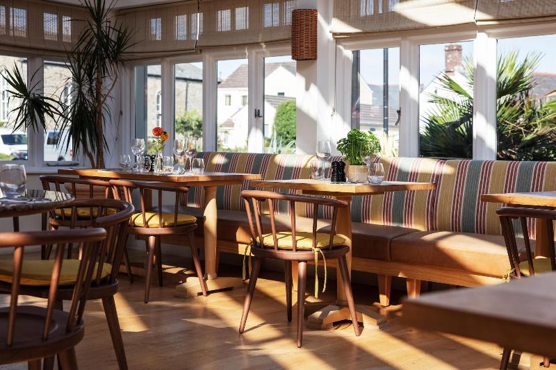 Сельский отель The Plume Of Feathers