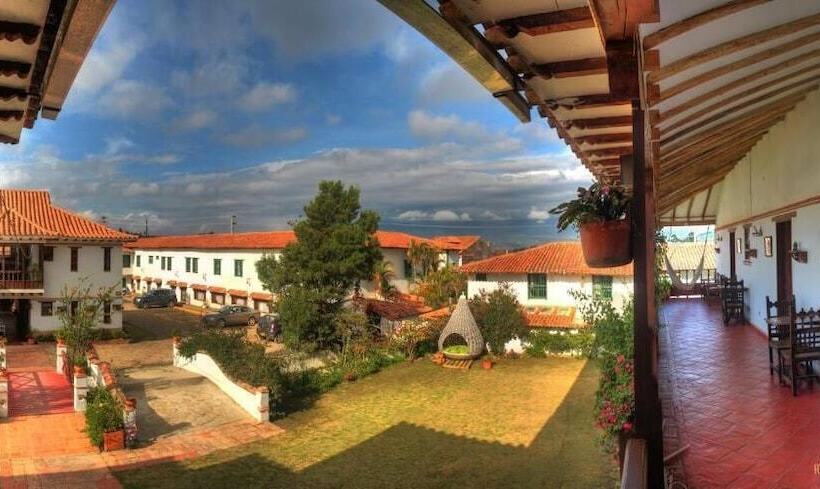 هتل Santa Viviana Villa De Leyva