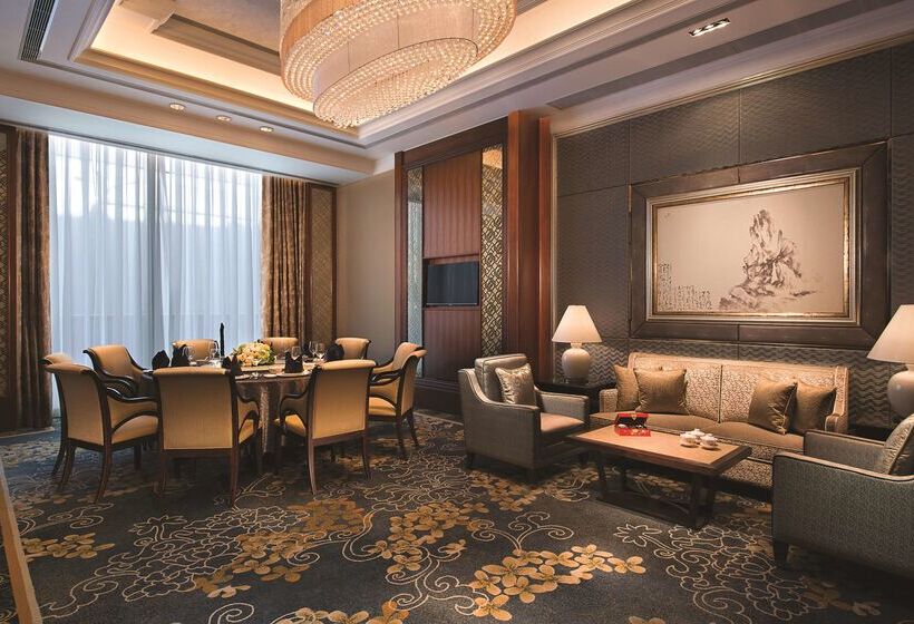 Отель Shangrila Nanjing