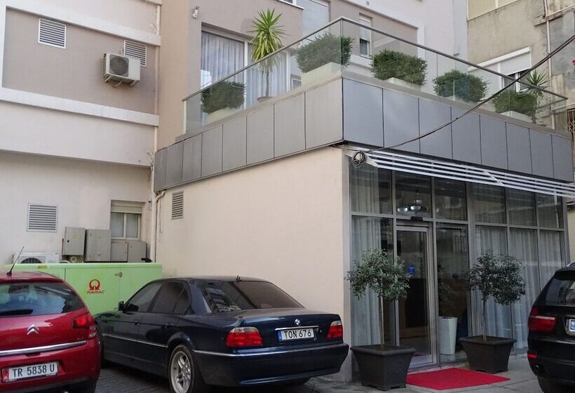 בית מלון כפרי Signature Idea