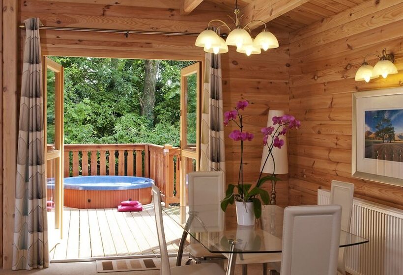 Отель South Winchester Lodges