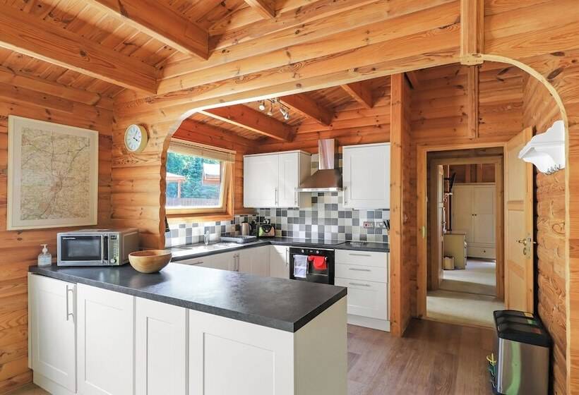 Отель South Winchester Lodges