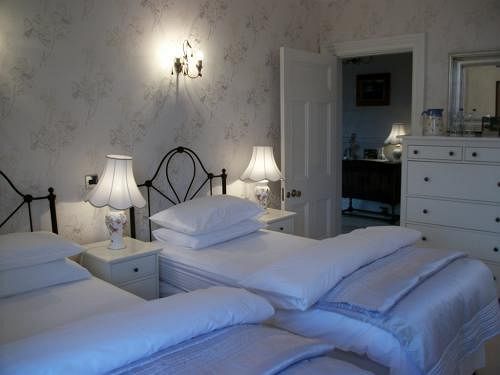 ホテル The Manor Cullingworth Guest House