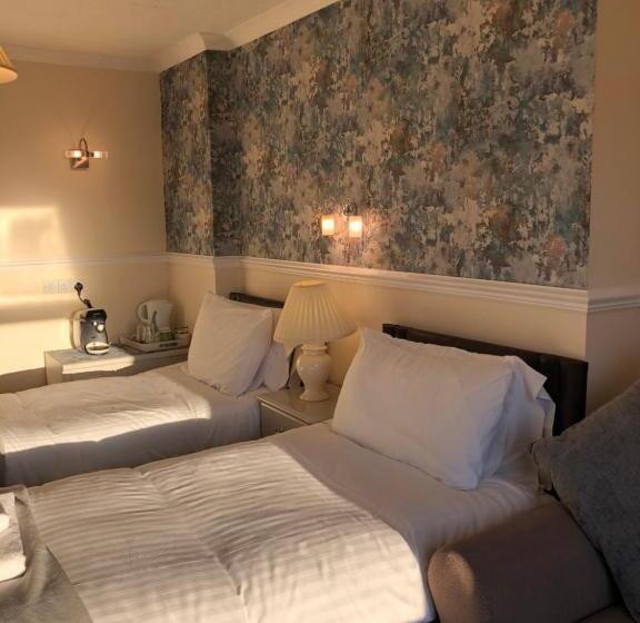 هتل The Purple Tree Guest House