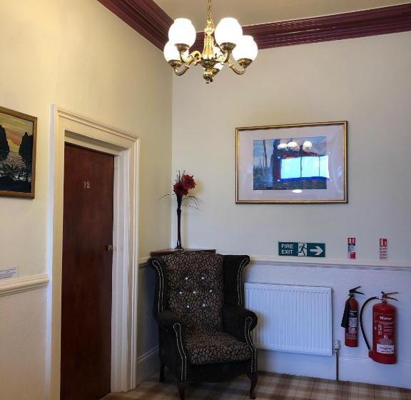 هتل The Purple Tree Guest House