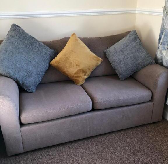 هتل The Purple Tree Guest House