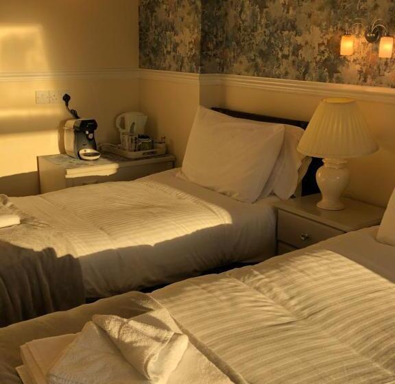 هتل The Purple Tree Guest House