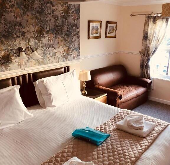 هتل The Purple Tree Guest House