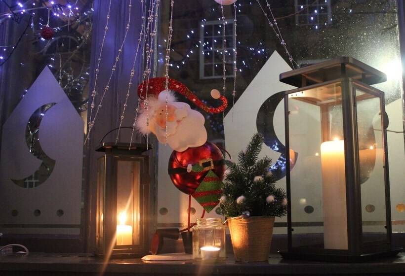 The Royal Hotel And Bar