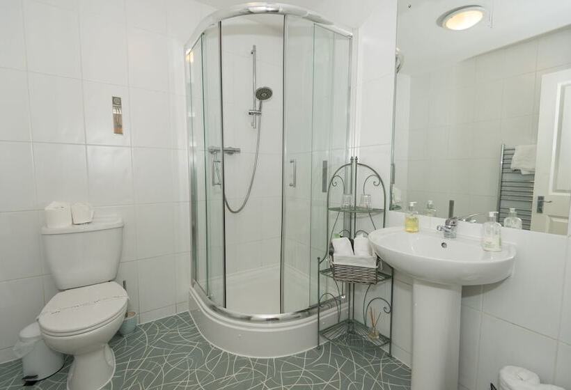 The Royal Hotel And Bar