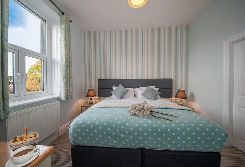 The Royal Hotel And Bar