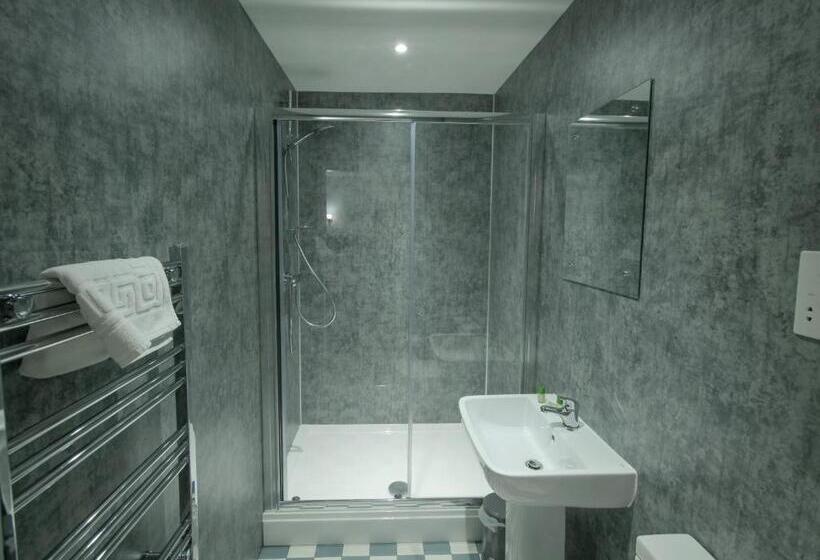 The Royal Hotel And Bar