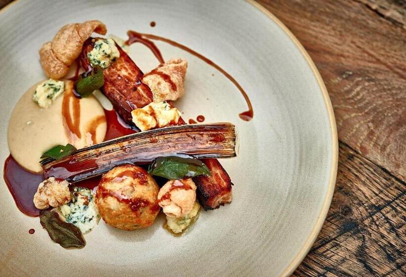 ホテル The Slaughters Country Inn