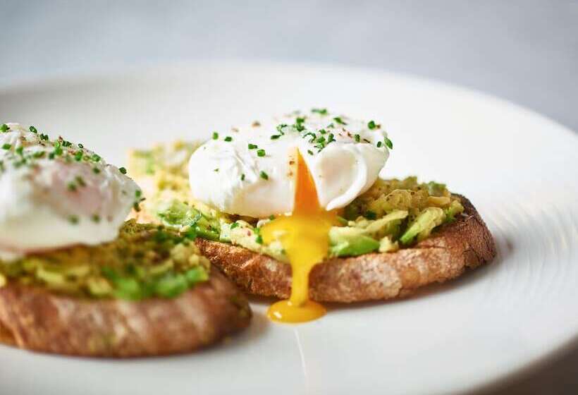 Отель The Slaughters Country Inn