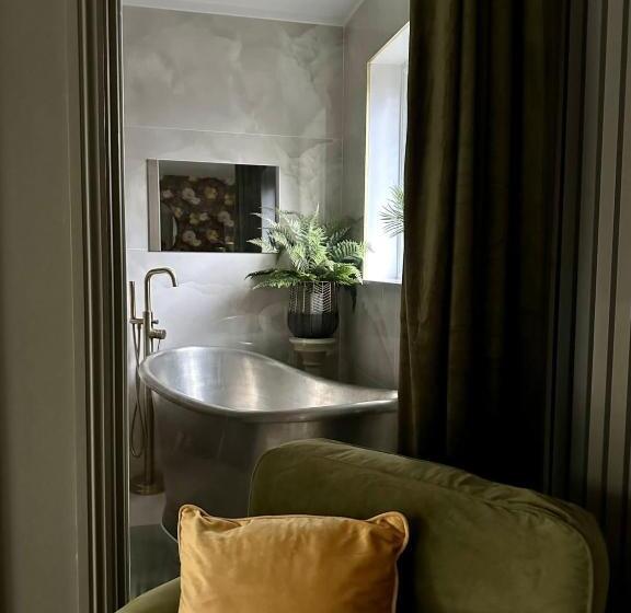 فندق The Townhouse